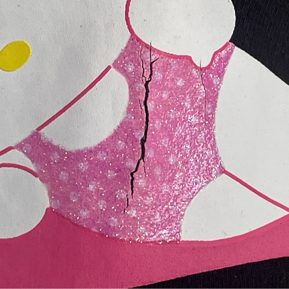 RARE Super Cute Hello Kitty Ladies Tank Top Youth L with Sparkles Beach Scene - Picture 3 of 8